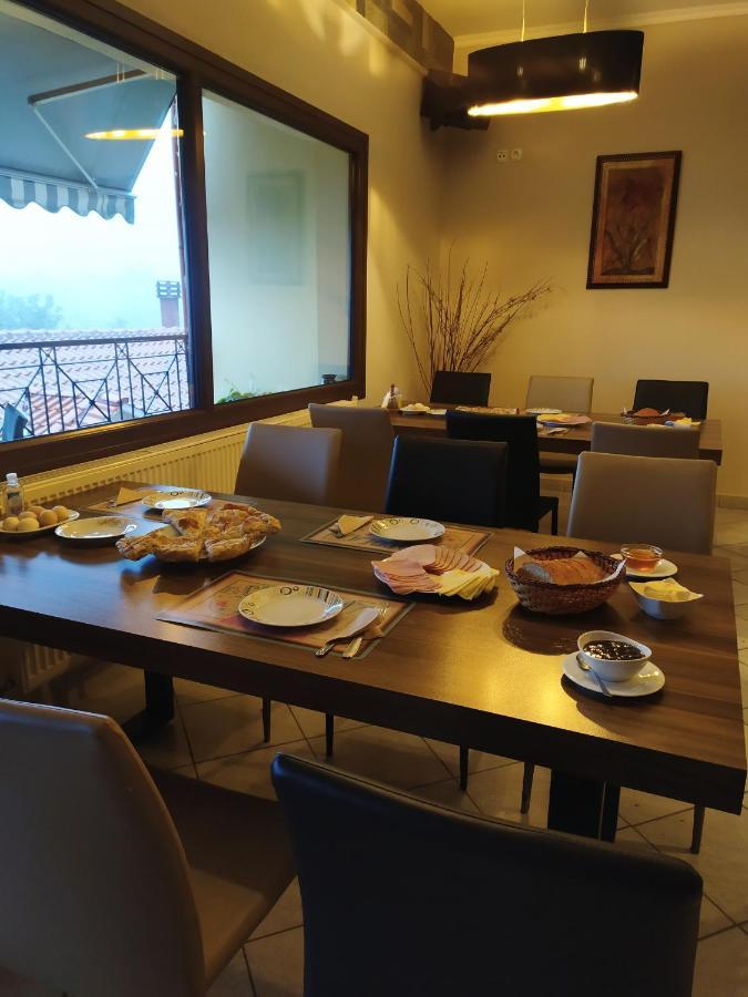 Smallhotel - Vevi Luaran gambar