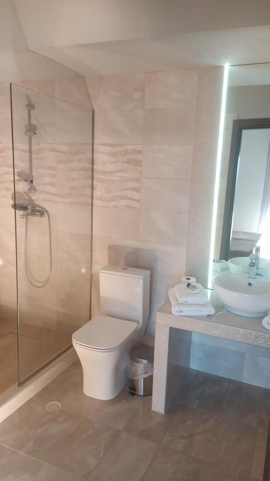 Smallhotel - Vevi Luaran gambar